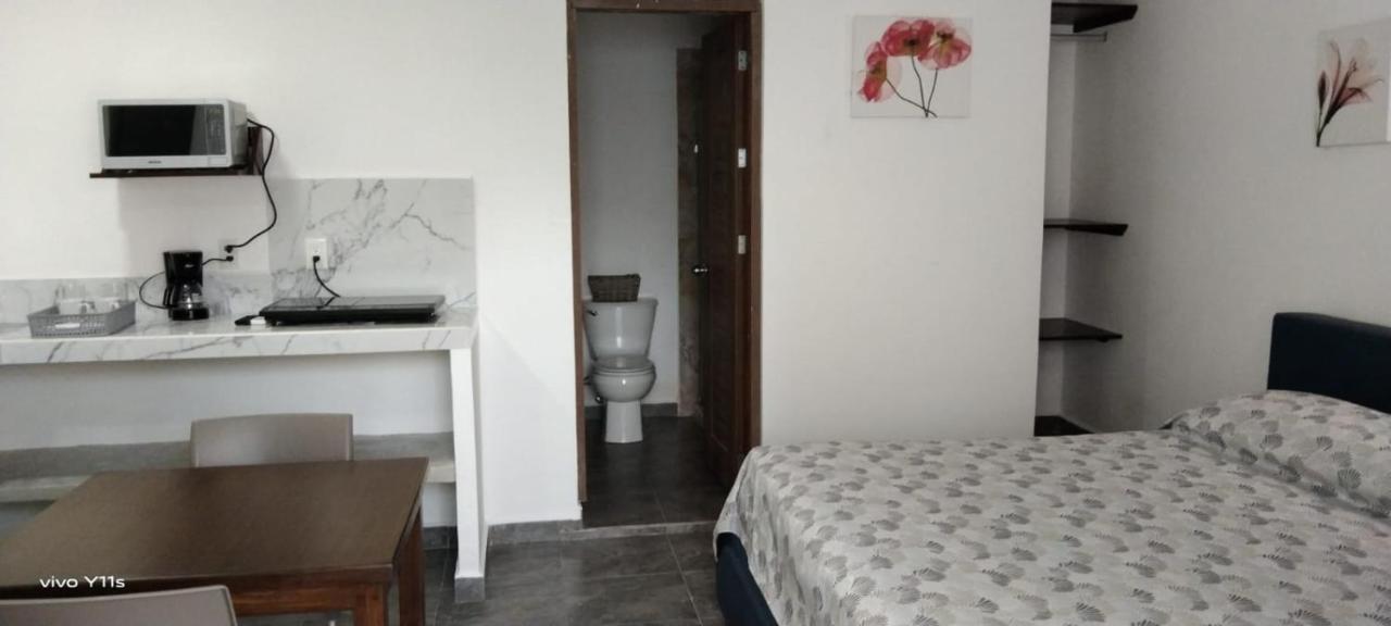 Casa Aura - King Suite With Kitchen And Balcony - 1St Floor Исла Мухерес Екстериор снимка